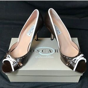 Oscar de la Renta Simone peep toe pumps